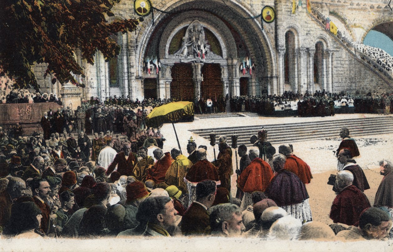Velsignelse av de syke foran rosenkransen i Lourdes - Hautes Pyrenees (65) rundt 1900. av Anonymous Anonymous