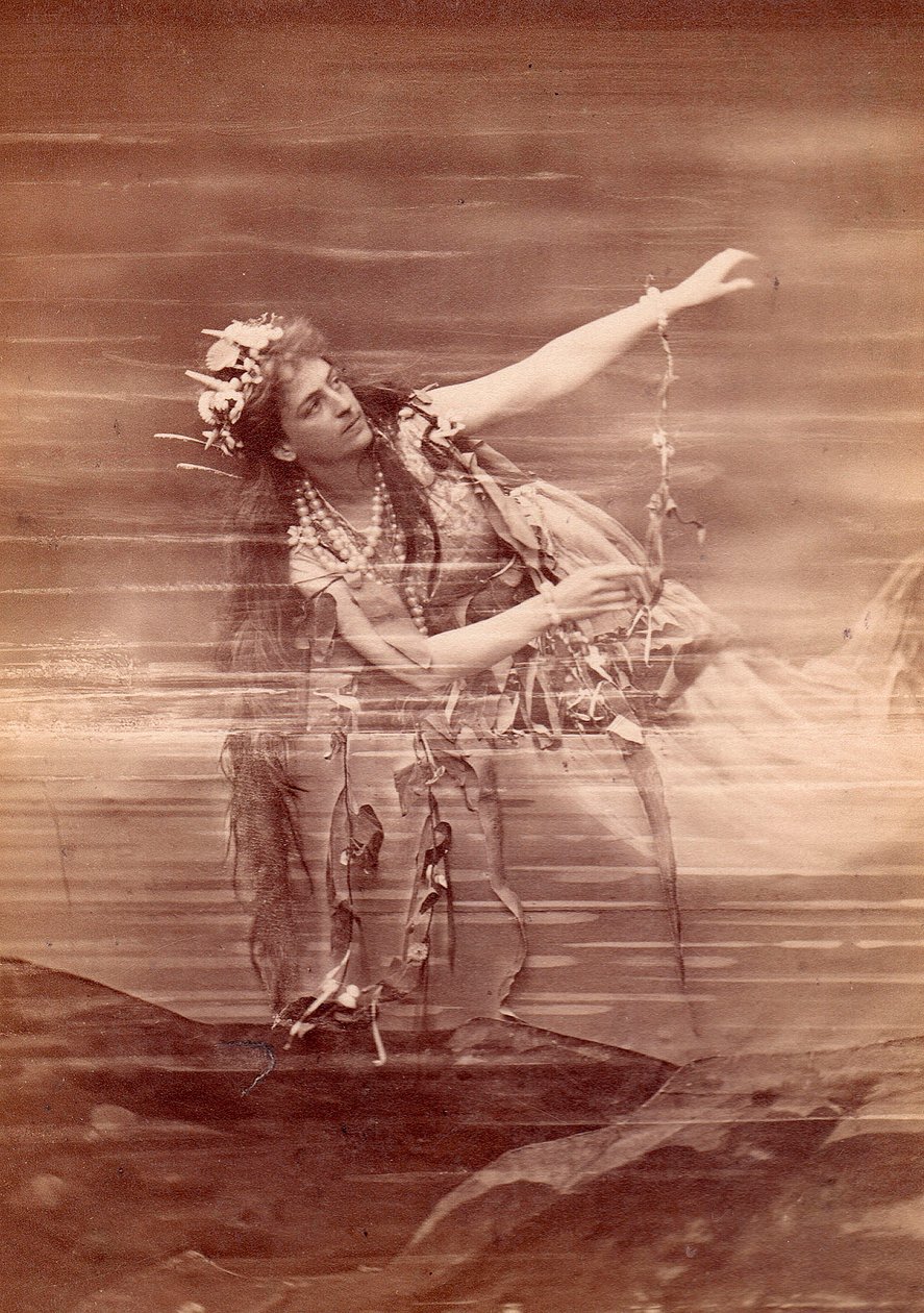Operasanger Lilli Lehmann (1848-1929) som Woglinde i operaen Das Rheingold av Richard Wagner. Bayreuth av Anonymous Anonymous