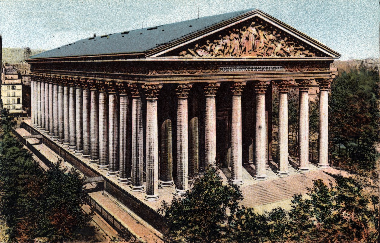 Paris: utvendig utsikt over Madeleine-kirken designet av arkitekten Pierre Alexandre Vignon (1763-1828). Fotografi av 1920 i "" Artistic Album "" av byen Paris. Privat samling. av Anonymous Anonymous