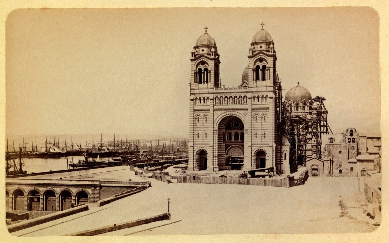 Byen Marseille og dens omgivelser rundt 1885 -1890: katedralen under bygging, privat samling av Anonymous Anonymous