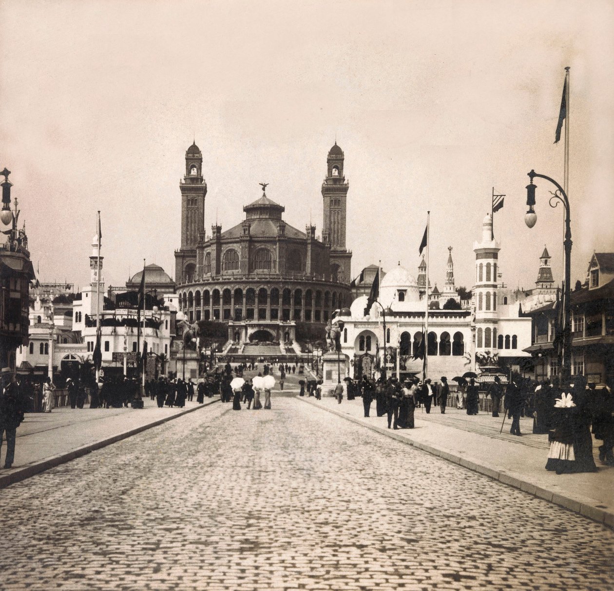 Universal Exposition of 1900 - Exposition Universelle de 1900 i Paris: Le Trocadero - privat samling av Anonymous Anonymous