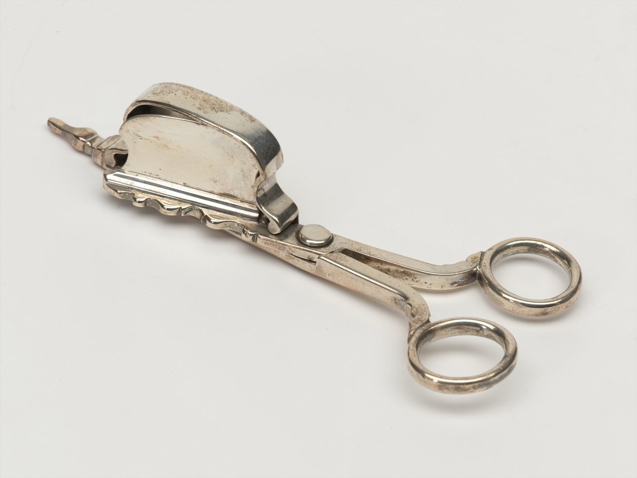 Candle snuffer, Board of Ordnance, ca. 1696 (snuffer) av Anthony Nelme