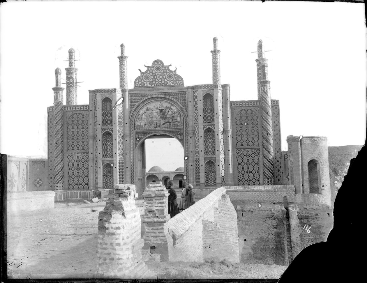 Darvaze Dawlat, flislagt byport, Teheran, ca. 1880 av Antoin Sevruguin