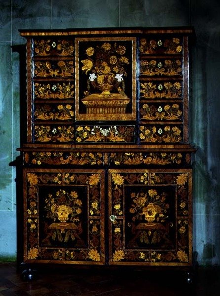 Marquetry skap (tre) av Antoine Robert Gaudreau