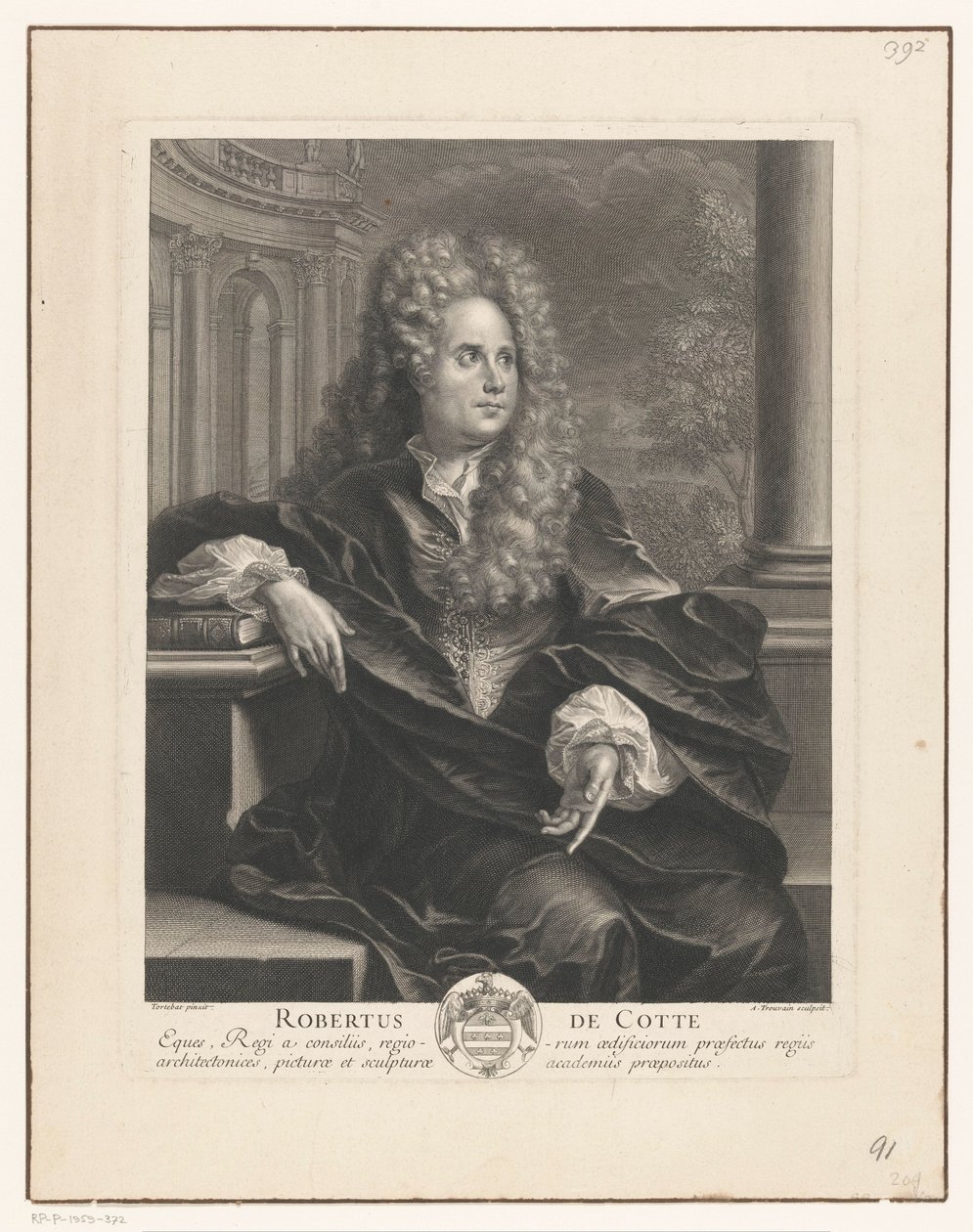 Portrett av Robert de Cotte lener seg på en bok i klassisk arkitektur Robert De Cotte (tittel på objekt) av Antoine Trouvain
