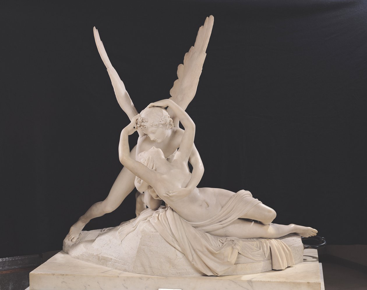 Psyche Revived by the Kiss of Cupid 1787-93 (marmor) (se også 123192) av Antonio Canova