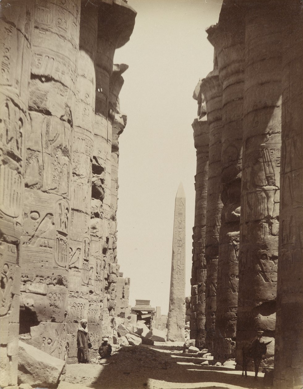 Søyler og obelisk ved Karnak av Antonio Beato