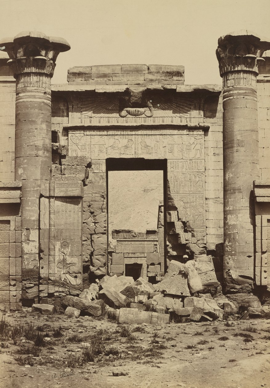 Medinet Habu: Romerske søyler av Antonio Beato