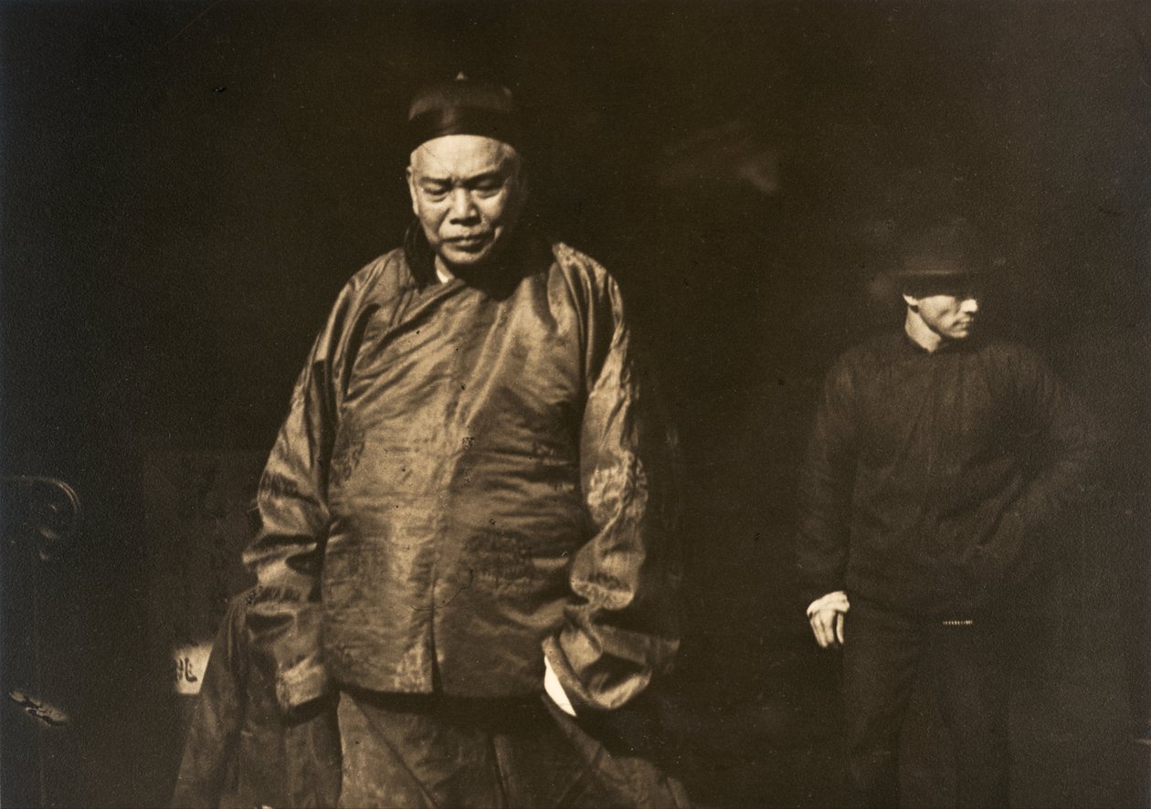 Kjøpmann og kroppsvern, Old Chinatown, San Francisco av Arnold Genthe