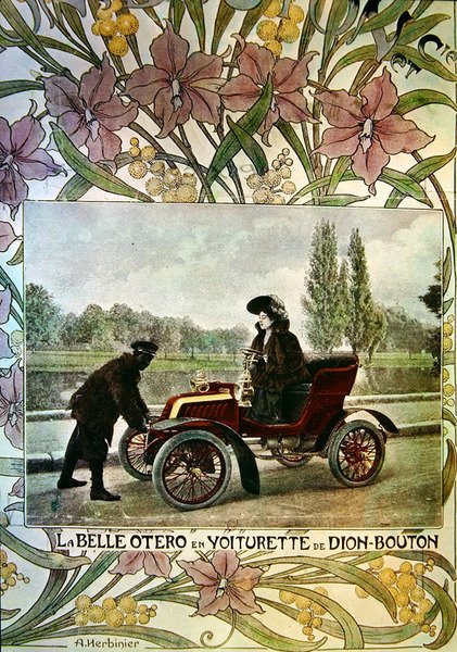 La Belle Otero ved rattet i en De Dion-Bouton-bil, ca. 1900 av Arsene Herbinier