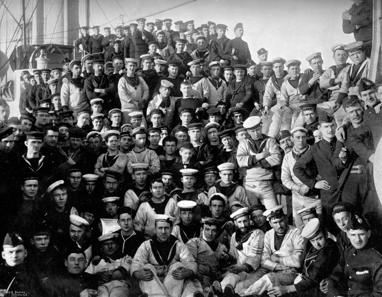 Selskapet til førsteklasses cruiser, HMS Imperieuse, 1896 av Arthur Debenham