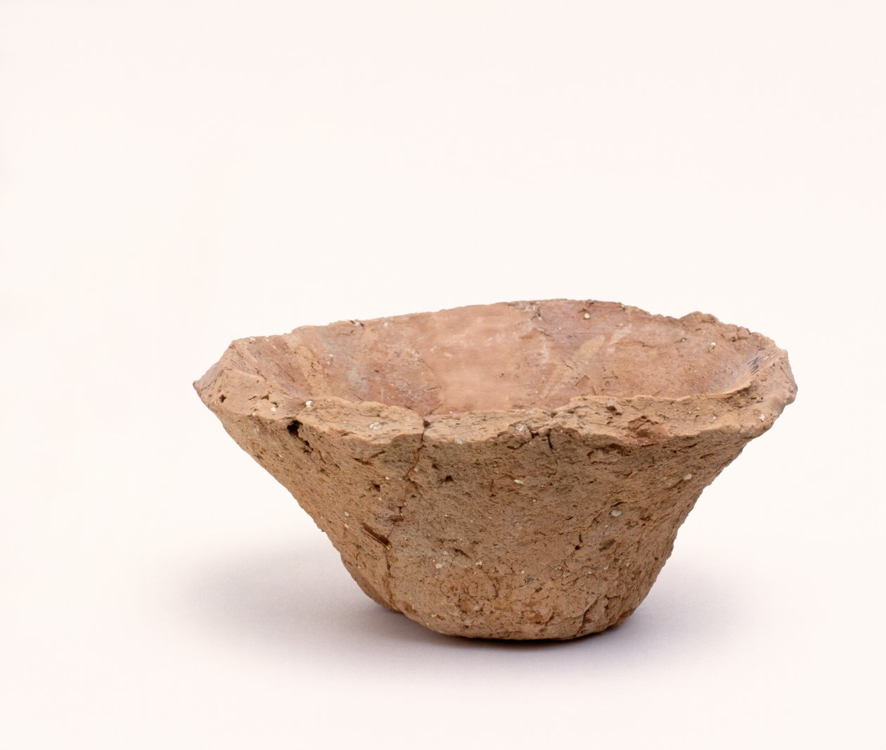 Rudimentær bolle, fra Nineveh (leire) av Assyrian School