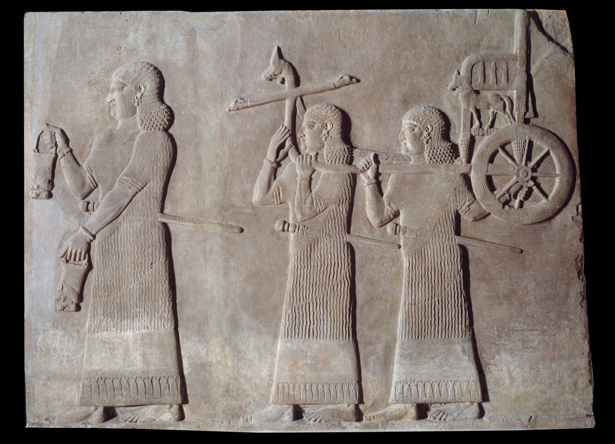 Art Mesopotamia (Assyria): hoffet til palasset til kongen av Assyria Sargon II (721 - 705 f.Kr.) tjenere som bar situlene og kongens vogn. Paris, Musée du Louvre av Assyrian