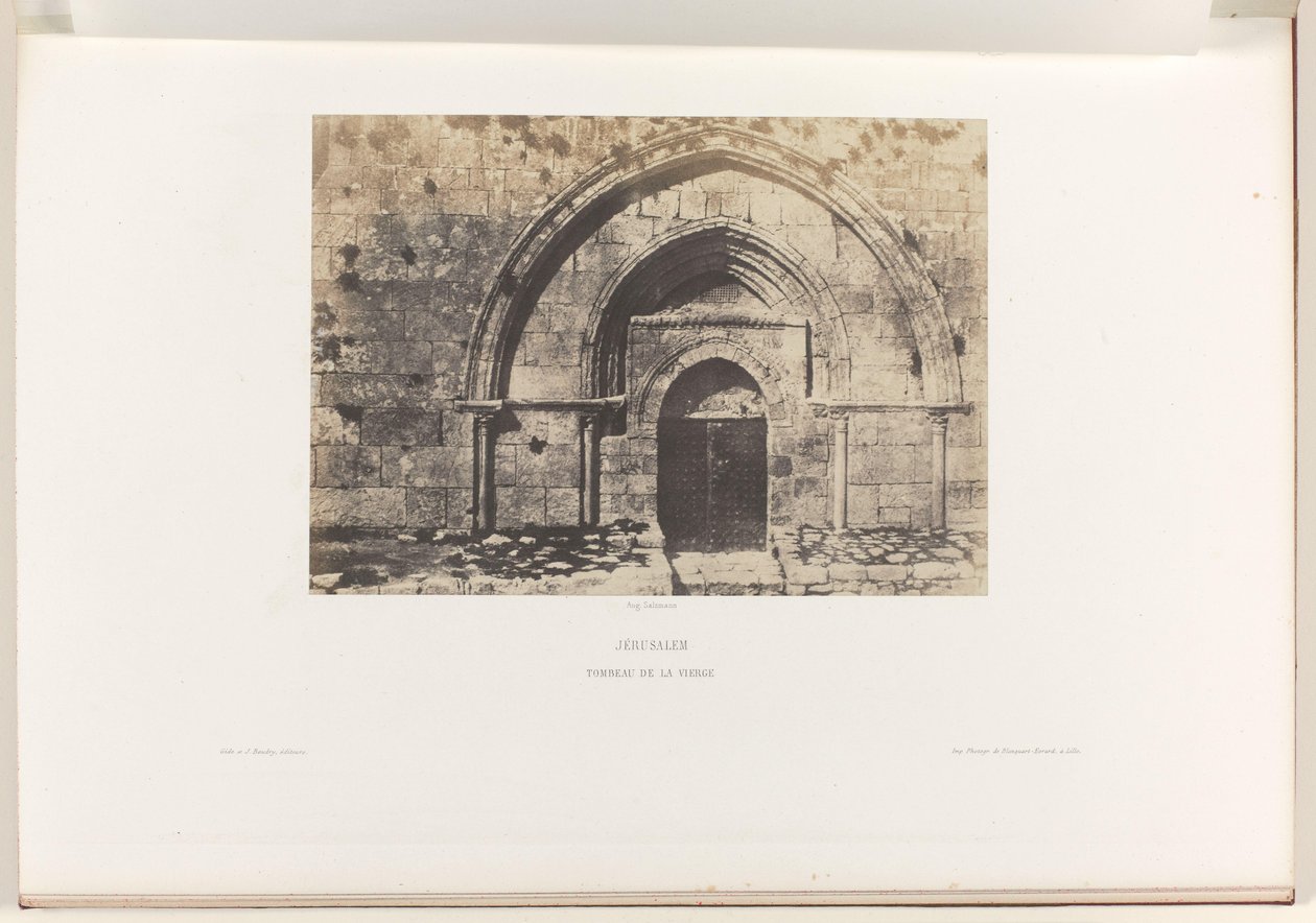 Tomb van de Maagd Maria te Jeruzalem Jerusalem. Jomfrugraven (tittel på objektet) av Auguste Salzmann