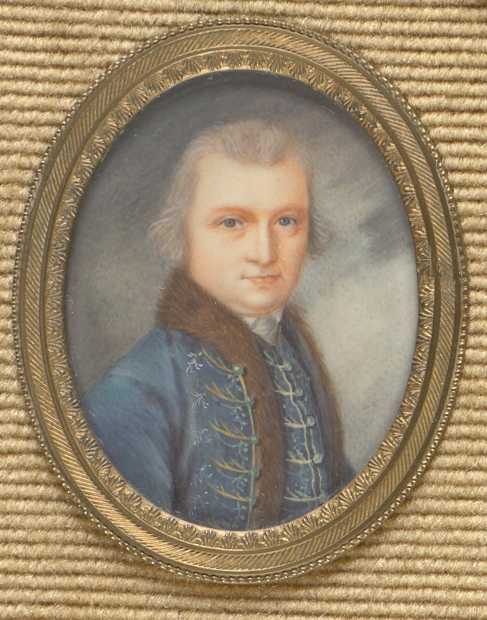 Herreportrett med blå jakkeslag av Augustin Théodule Ribot