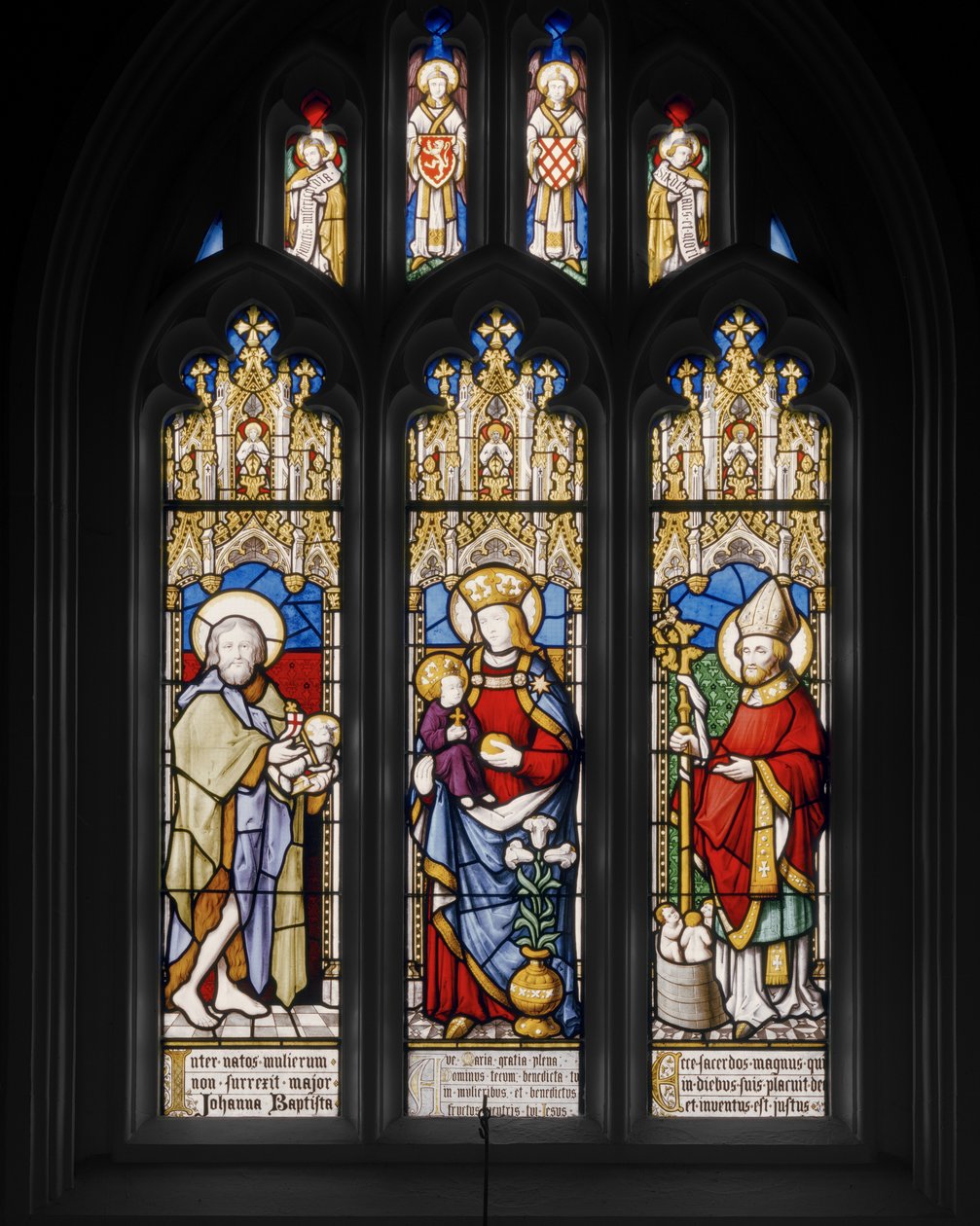 St. Johannes døperen, jomfru og barn og St. Nicholas, 1841 (farget glass) av Augustus Welby Northmore Pugin