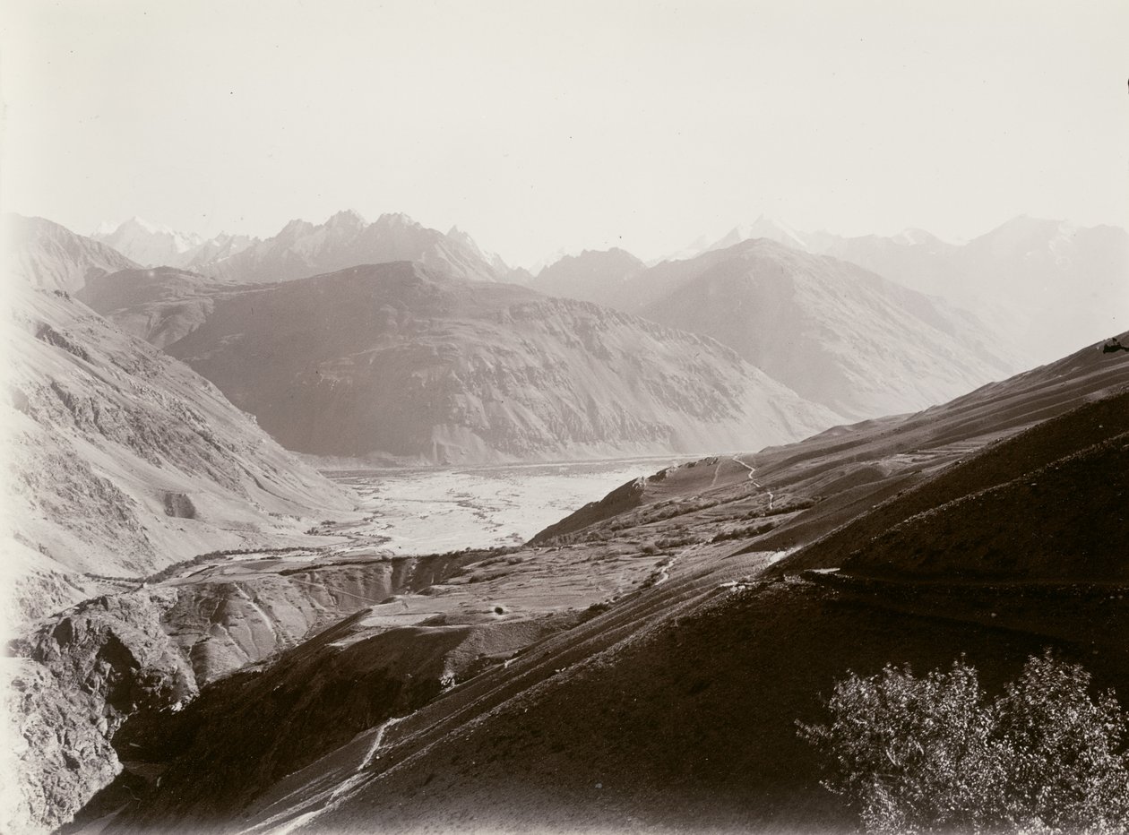 Krysset med Pamir-elven og Hindu Kush bortenfor av Aurel Stein