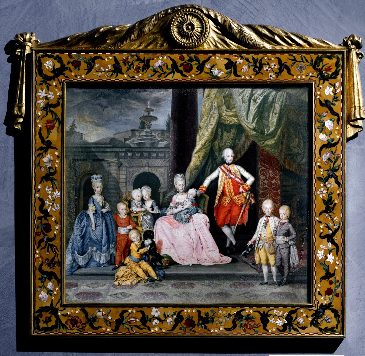 Portrett av Pierre-Leopold av Habsburg-Lorraine (Pierre Leopold av Habsburg Lorraine) (1747-1792) (den gang Leopold II av Det hellige rike eller Østerrike) omgir med familien sin (kona Marie Louise og deres 8 barn) miniatyrmaleri. 1776 Wien Hofbour av Austrian School