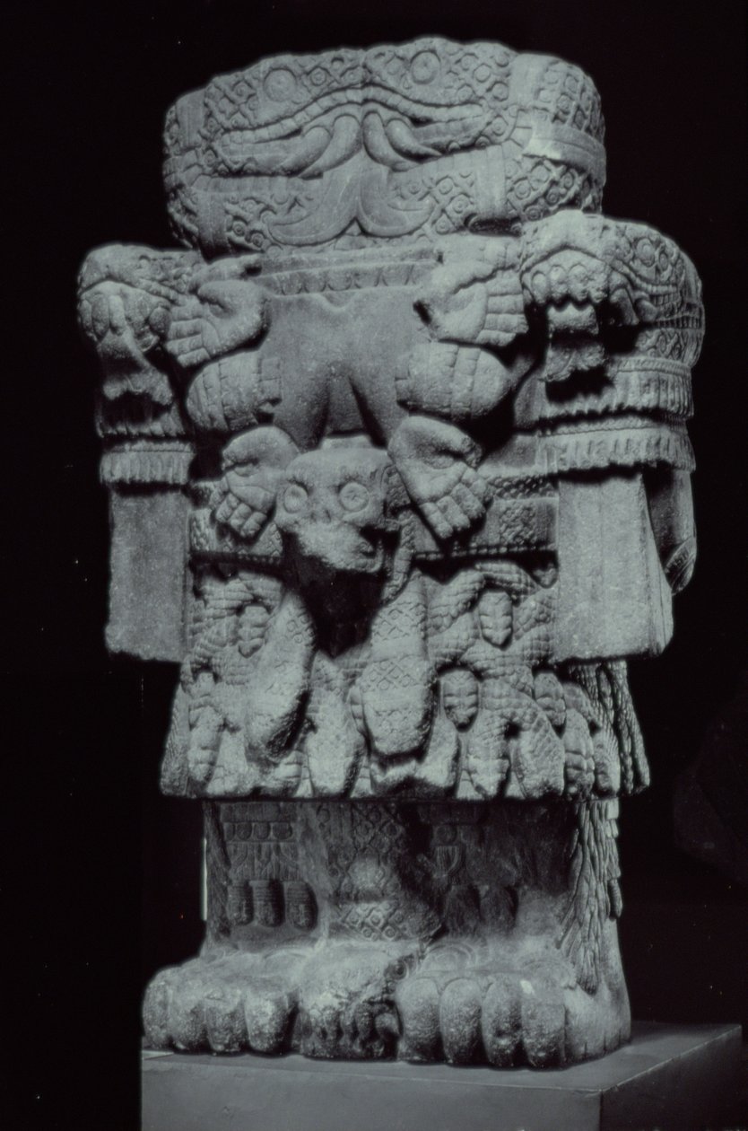 Coatlicue, gudenes mor av Aztec
