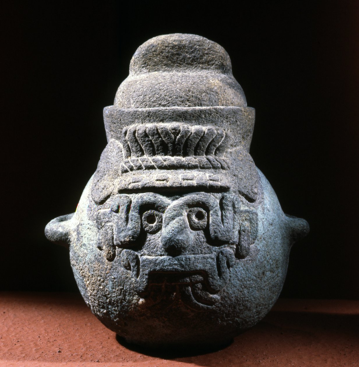 Urne med et ansikt av Tlaloc, Late Post Classic-perioden av Aztec