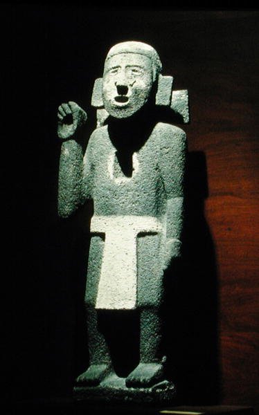 Fanebærer, sen etter klassisk periode (1300-1521) (malt stein) av Aztec Aztec