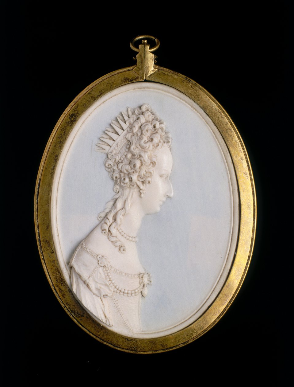 Elfenbensmedaljong med et portrett av Violante av Bayern av Balthasar Permoser