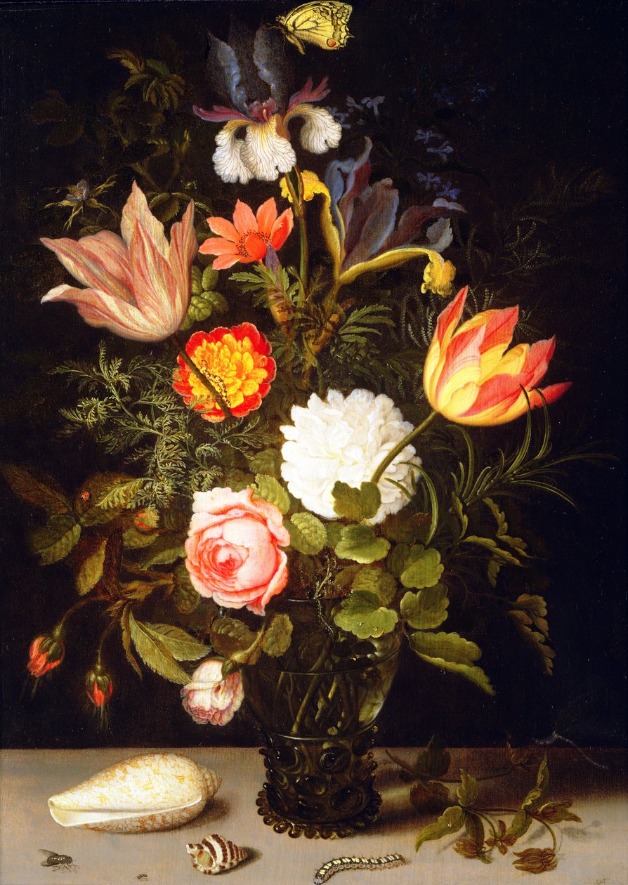 Stilleben av blomster i en Roemer med to skjell av Balthasar van der Ast