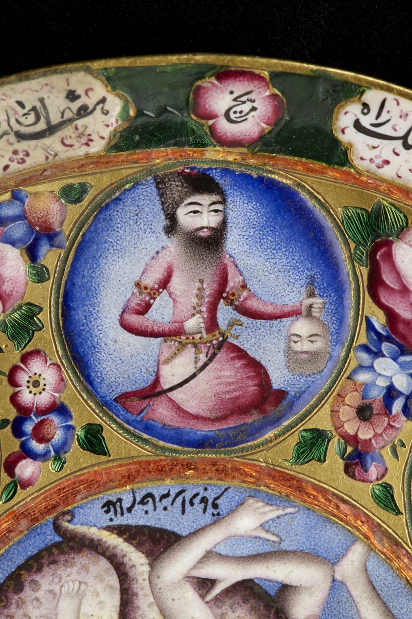 Skål med lokk, tallerken og skje med astrologisk dekorasjon, tidlig 1800-tall av Baqir
