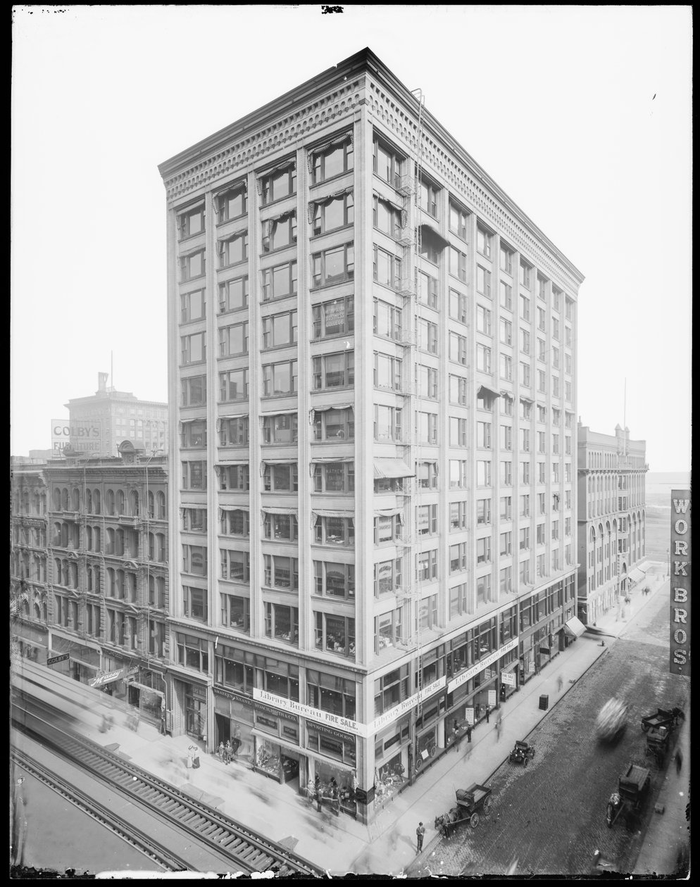 Powers Building, Chicago, Illinois, USA, ca. 1903 (s/hvitt-bilde) av Barnes and Crosby