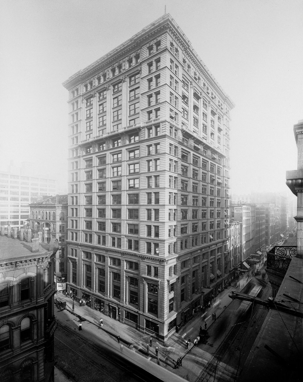 Tribune-bygningen, Chicago, Illinois, USA av Barnes and Crosby