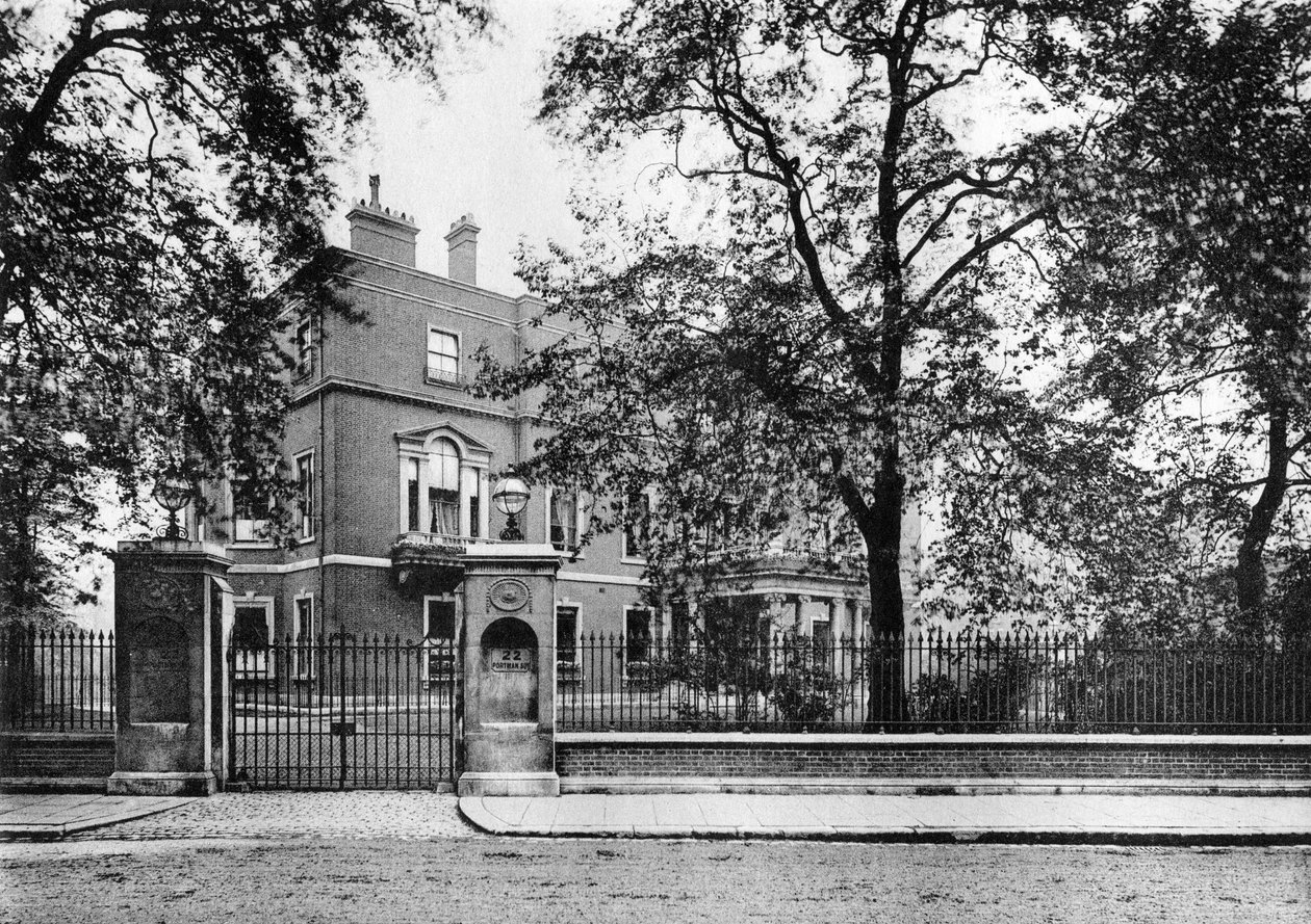 Portman House, Portman Square, 1908. av Bedford Lemere and Company
