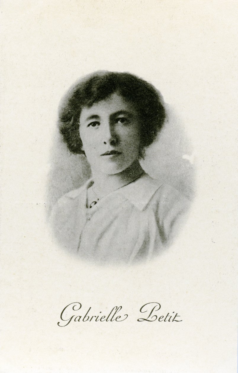 Gabrielle Petit, minnepostkort, ca. 1920 av Belgian Photographer