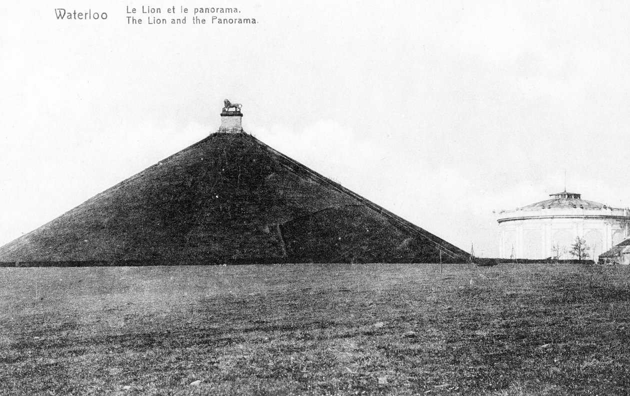 Butte du Lion (Lions Mound) og Panorama ved Waterloo, minnepostkort, ca. 1912 (photolitho) av Belgian Photographer