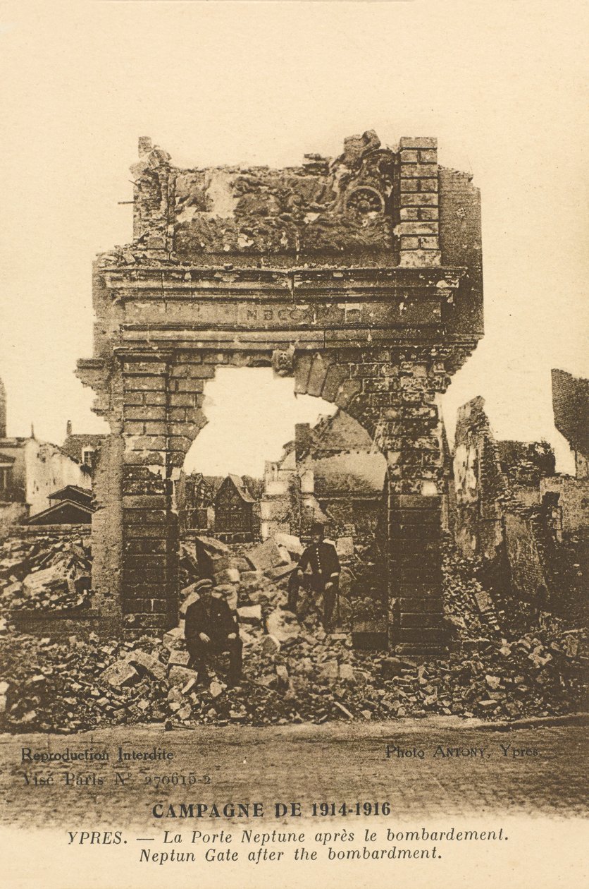 Neptune Gate etter bombardementet, Ypres av Belgian Photographer