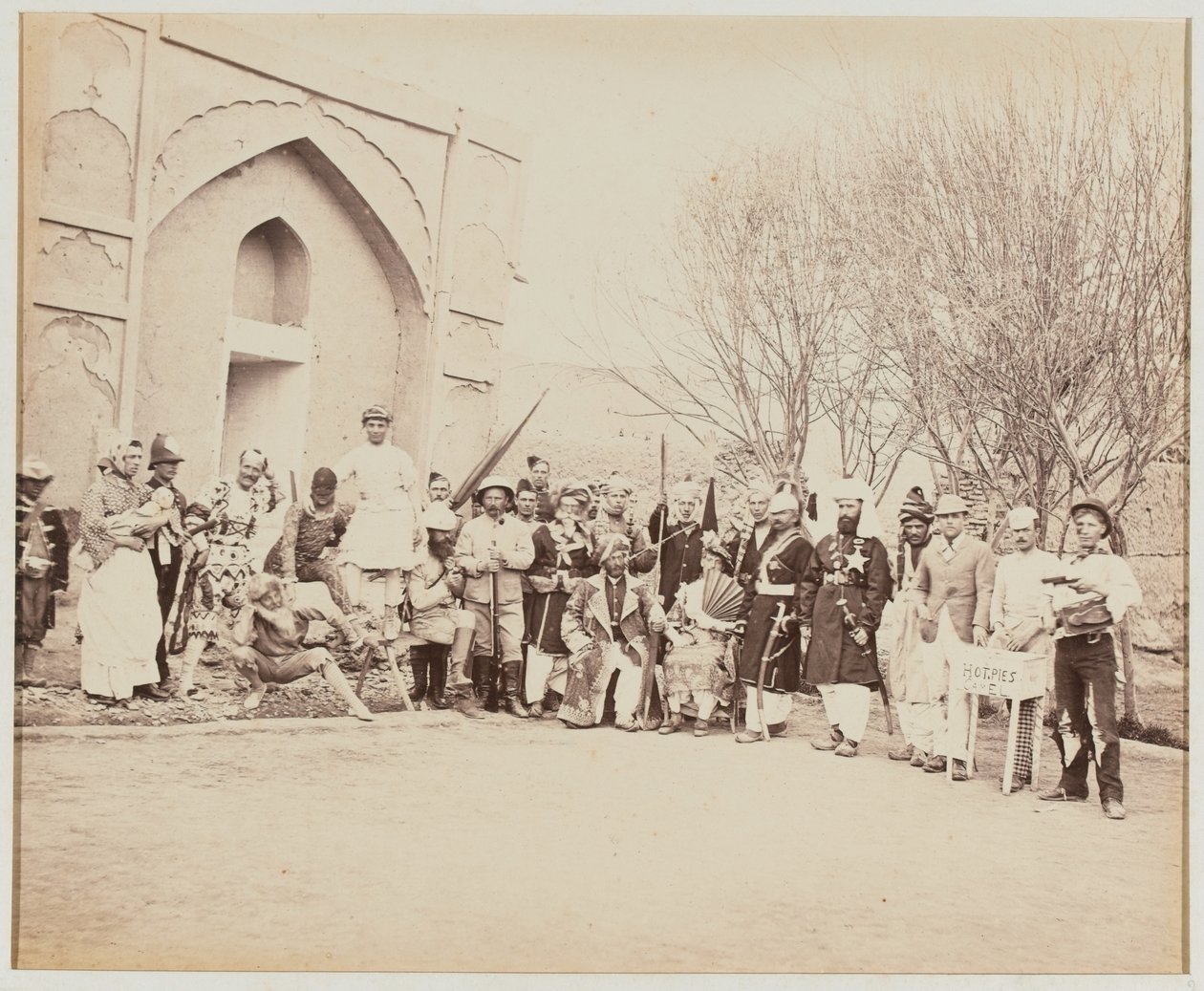 "Theatrical Troupe" av Benjamin Simpson
