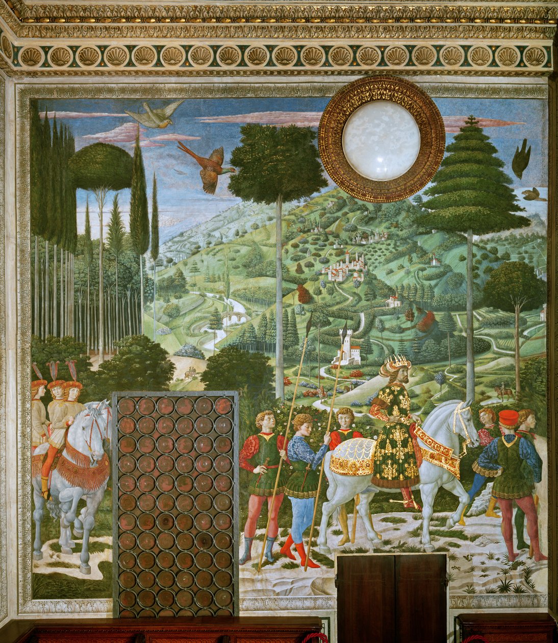 The Journey of the Magi to Betlehem, bakveggen til kapellet, ca. 1460 av Benozzo di Lese di Sandro Gozzoli
