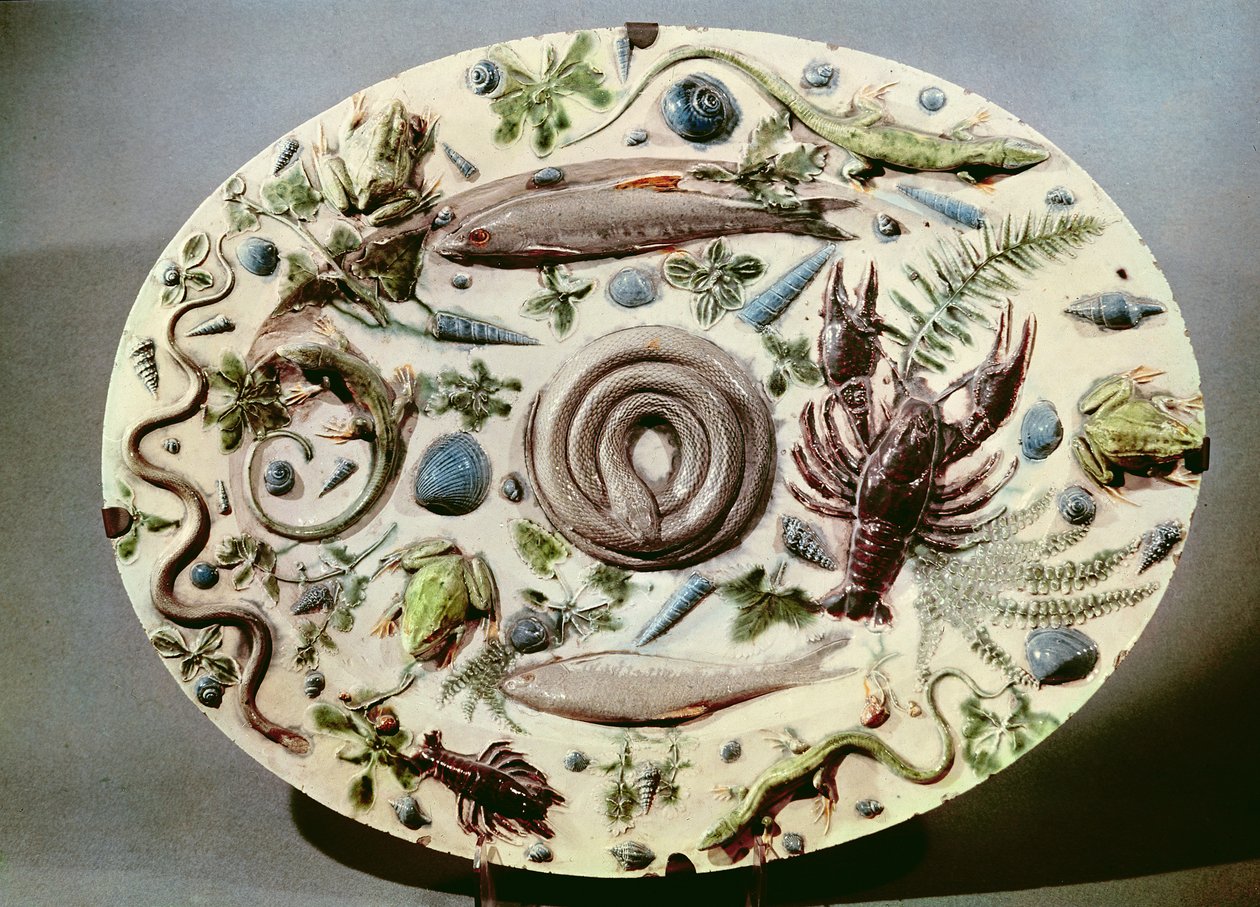 'Rustique Figuline'-fat med hvit bakgrunn (fajanse) av Bernard Palissy