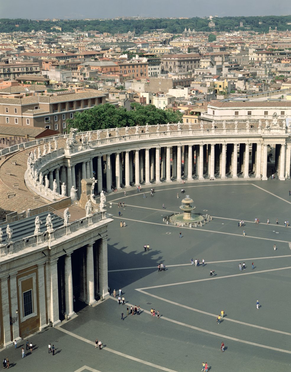 Utsikt over piazzaen, designet av Gian Lorenzo Bernini (1598-1680) 1656-67 av Bernini Algardi A. and Bitonto