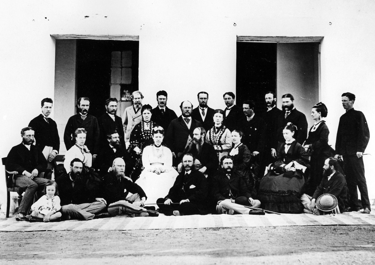 Gruppe ved Nixons Oodeypore, ca. 1871 av British Photographer
