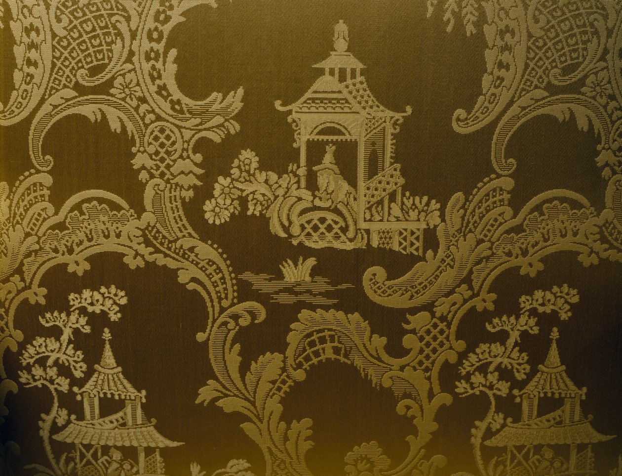 Kinesiske motiver, detaljer fra polstring på lenestol i George II-stil, utskåret tre, polstrede armer og polstret rygg og sete, ca 1750, Storbritannia av British School