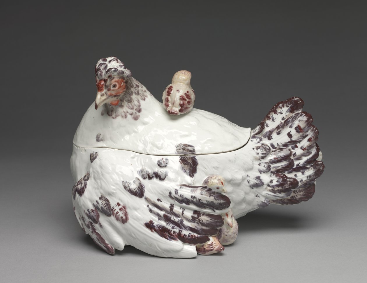 Hen and Chicks Tureen, Chelsea Porcelain Factory, ca. 1755 av British School