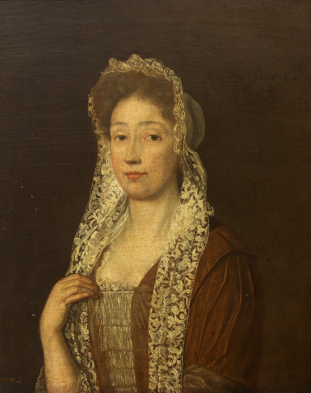 Portrett av en dame med blondehette og strenger av British School
