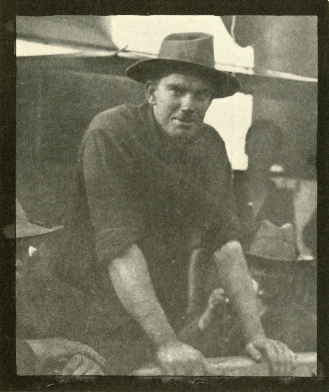 Siste fotografi av sersjant Hamilton Fish, tatt i live, fredag 10. juni 1898, 1899. av Burr McIntosh