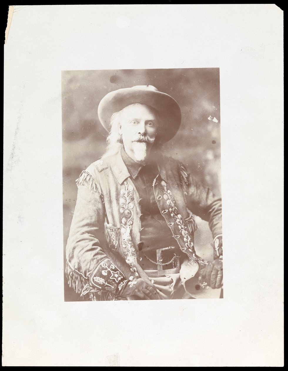 Buffalo Bill, ca. 1910 (sølv gelatintrykk) av Byron Company