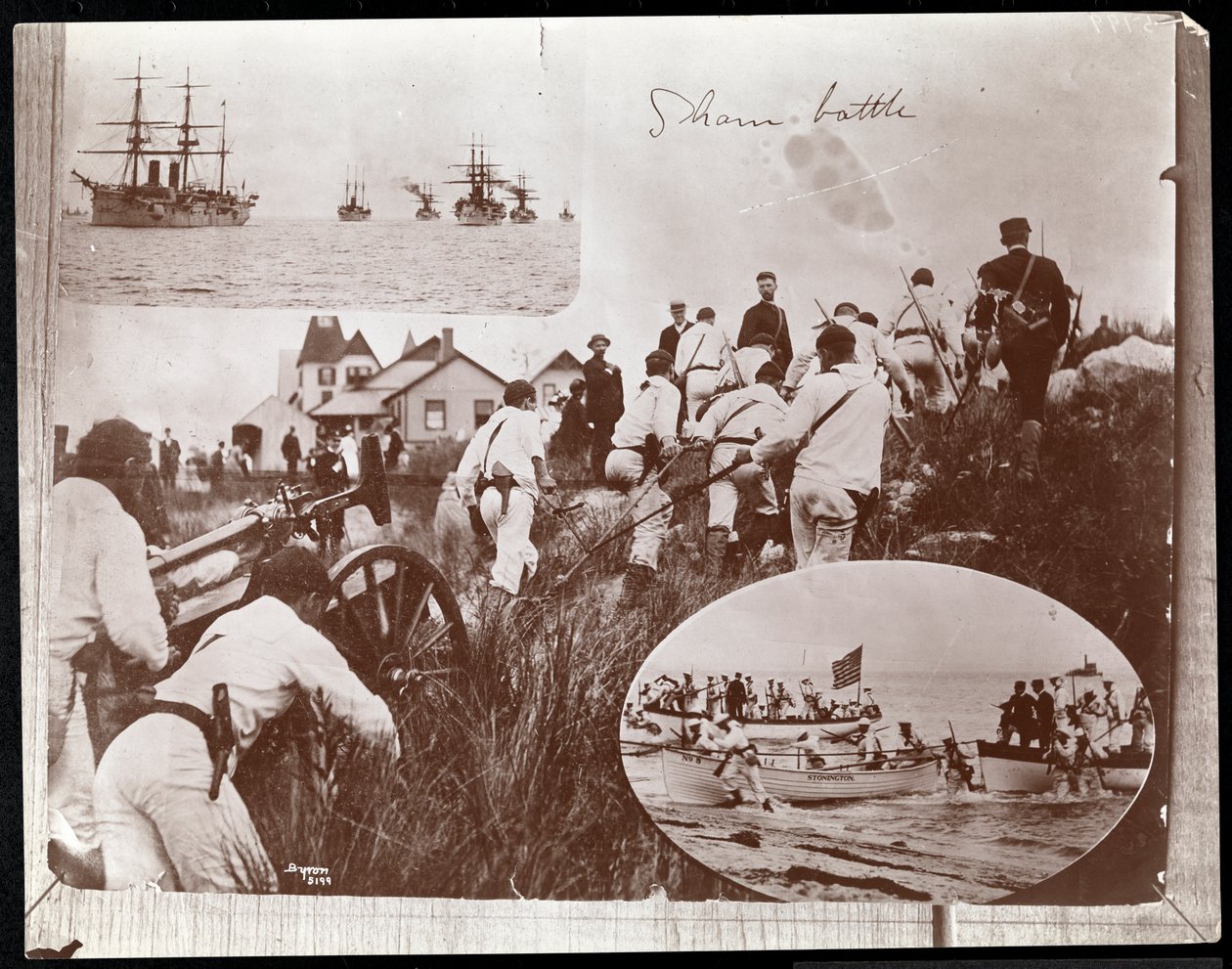 Kopifotografi av en tidligere fotomontasje av tre bilder av Naval Reserves på Fishers Island, 1891 (fotografisk trykk) av Byron Company