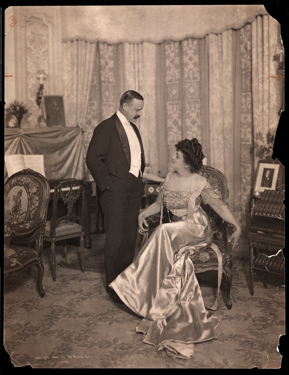 Mr. and Mrs. George Gould, 1908 (sølv gelatintrykk) av Byron Company
