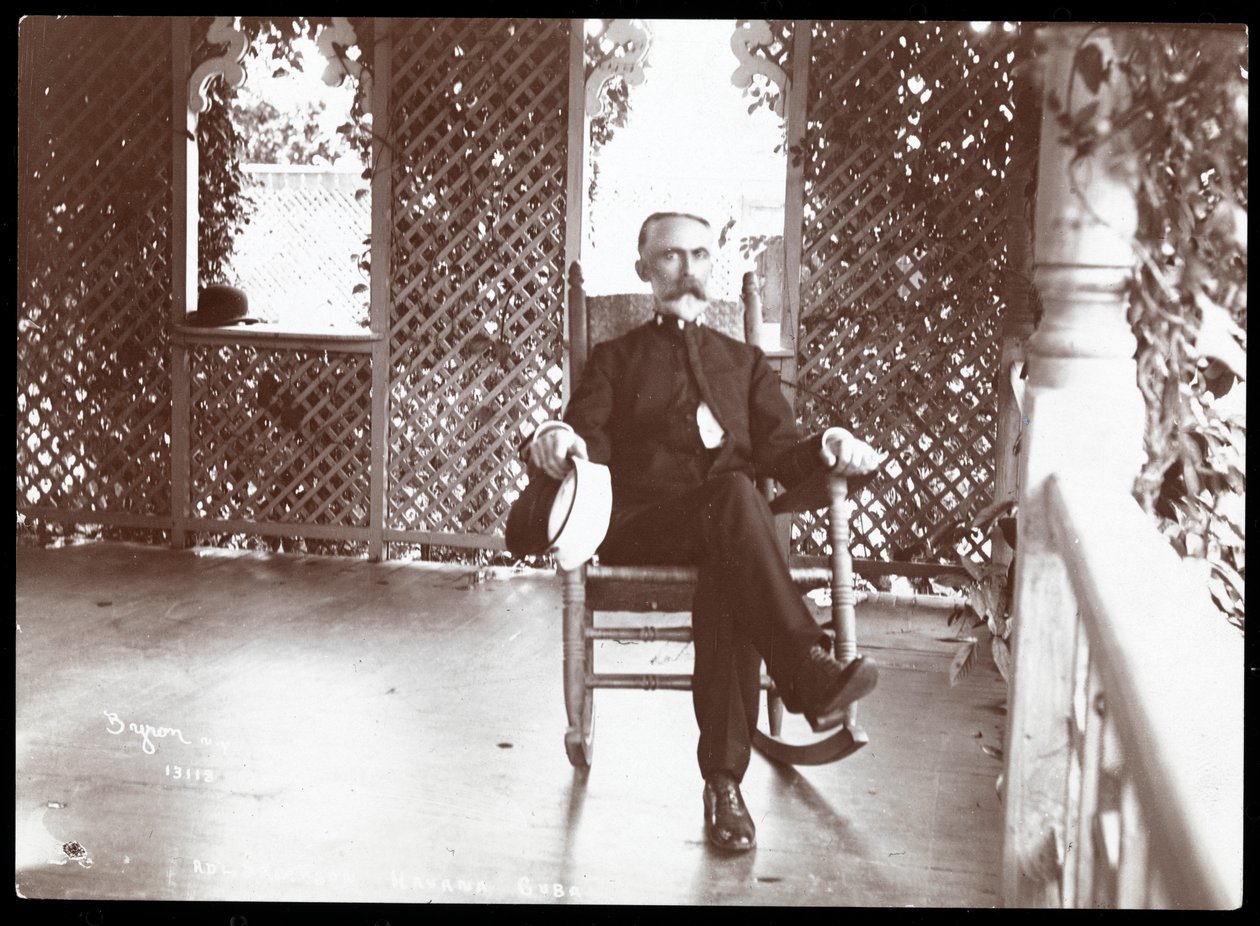 Amerikansk sjøoffiser admiral William Thomas Sampson, Havana, 1902 (sølv gelatintrykk) av Byron Company