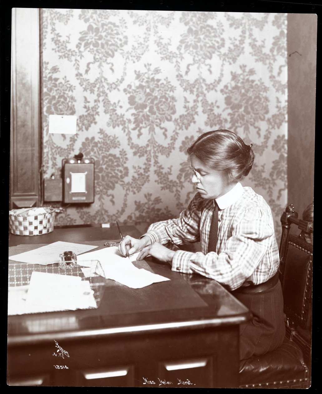 Frøken Helen Marot, 1904 (sølv gelatintrykk) av Byron Company