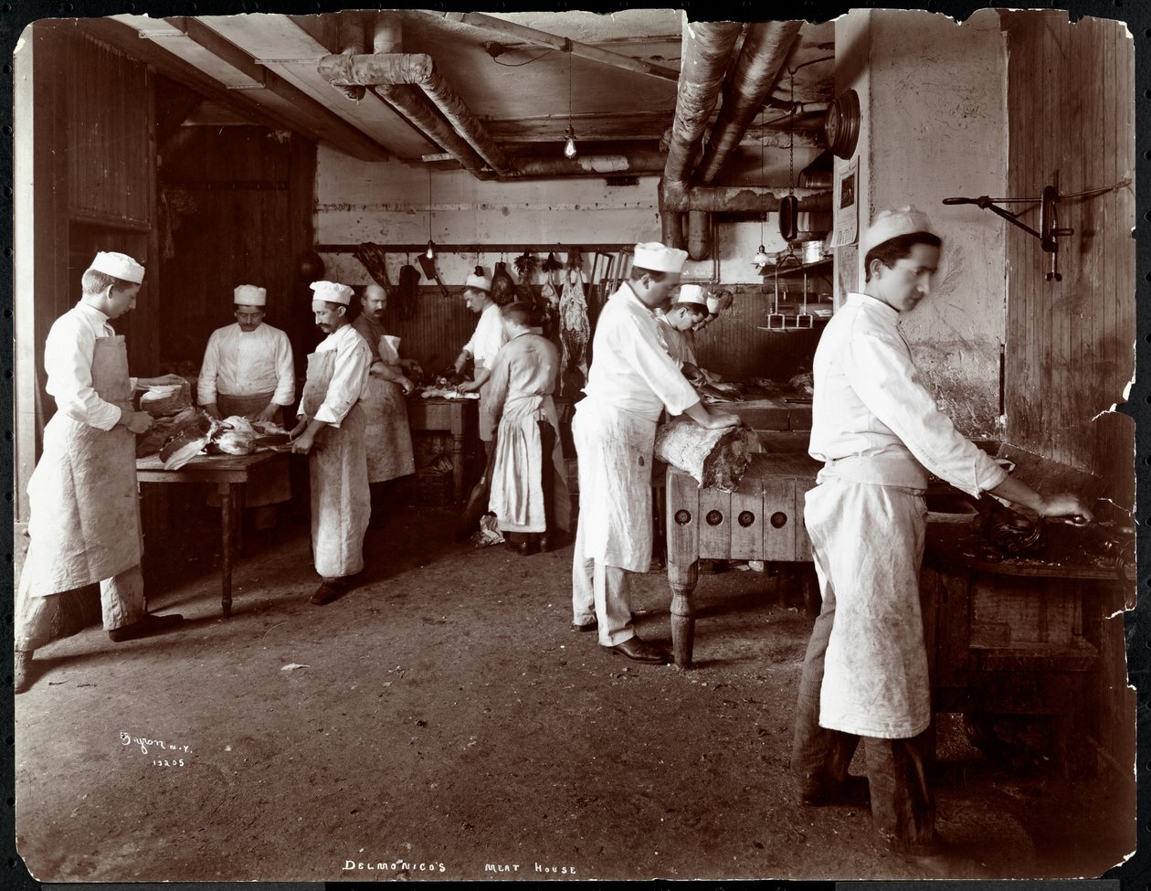 Kjøtthuset på Hotel Delmonico, 1902 (sølv gelatintrykk) av Byron Company
