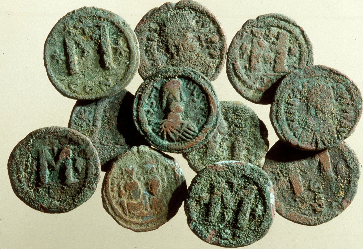 Mynter, funnet i Tiberias-utgravningene (metall) av Byzantine